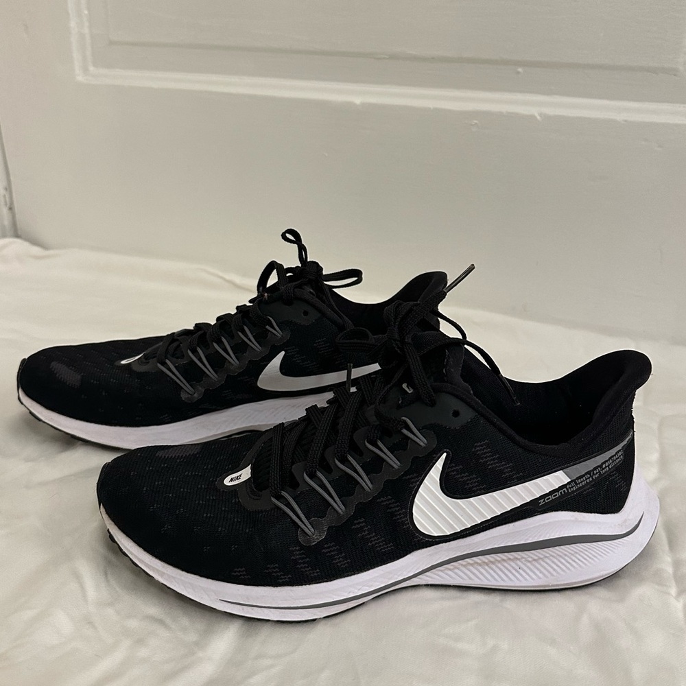 Nike Black Women’s Zoom Vomero 14 Running Shoes - Picture 3 of 5